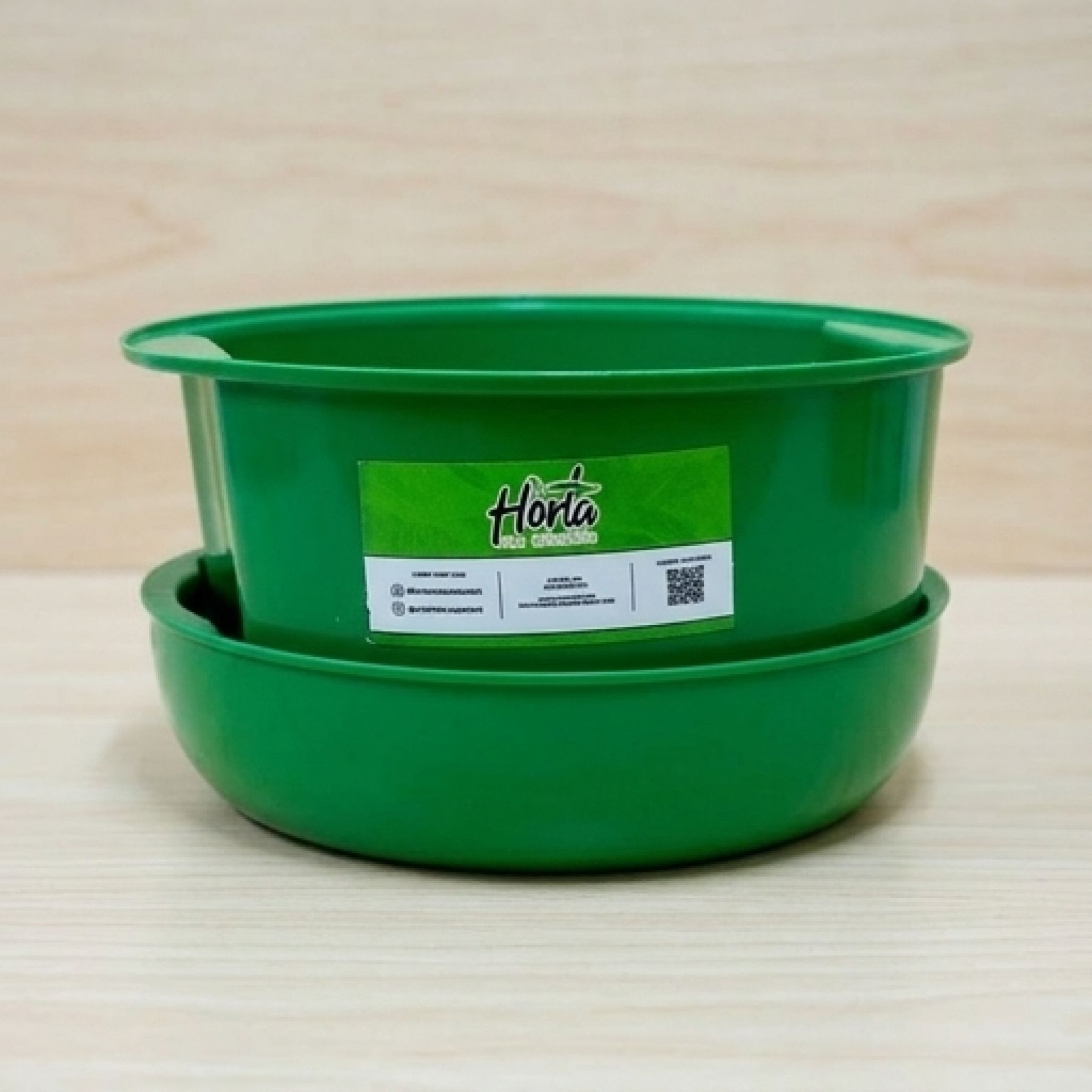 kit broto - &Iacute;tens inclusos:  &bull; Borrifador &bull; Recipientes &bull; Medidor &bull; Sementes